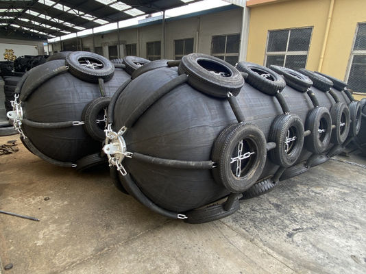 kwaliteit  Galvanized Accessories Ship Rubber Fender 80kpa Pneumatic Yokohama Marine Fenders Fabriek