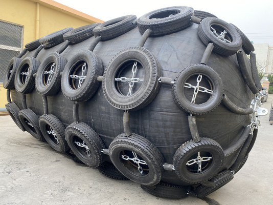 Hoge energie-absorptie Yokohama Rubber Boat Fender Ship To Quay