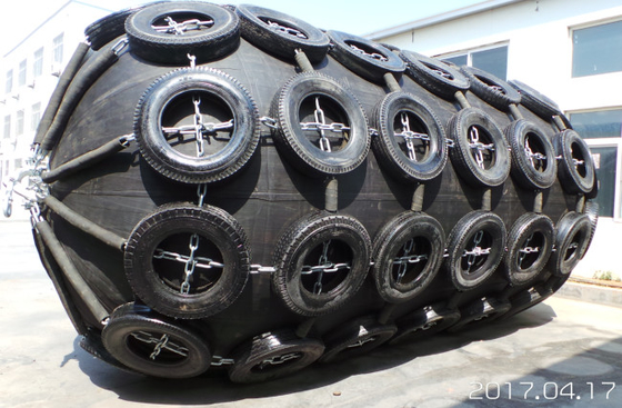 ISO17357 pneumatische Opblaasbare het Dokstootkussens van Marine Fenders Ship Transporting Rubber