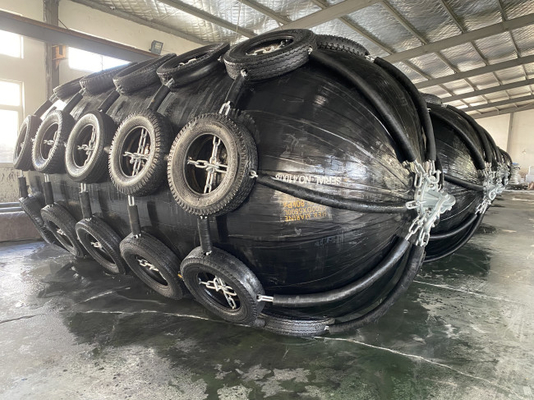 50 Kpa 80 Kpa Marine Boat Fenders Rubber Fenders voor Dokken