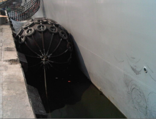 Rubber het Stootkussenschip van 1260D9091 Yokohama aan Stootkussens van het Kade de Zwarte Opblaasbare Dok