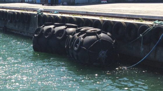 Netto Pneumatische Rubber het Stootkussenboot die van Typeyokohama Opblaasbare Drukmaat dokken