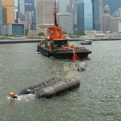 Onder van de Bergingsluchtkussens van de Water de Vlot krijgende Boot Luchtkussens van de de Bootterugwinning Zwarte Rubber